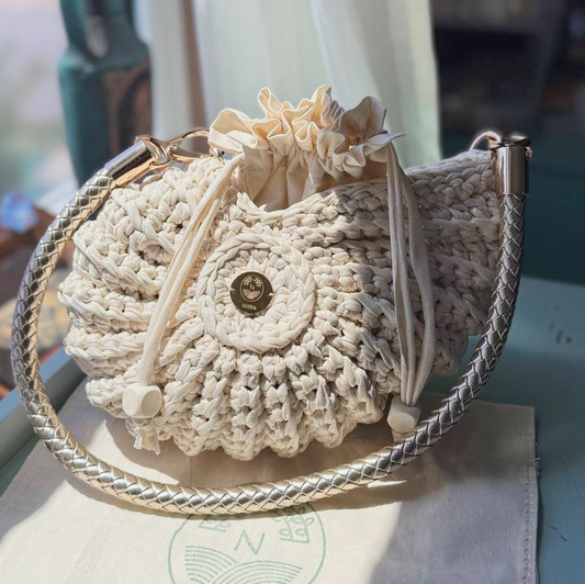 Sanibel Shell Bag, Leather-like yarn